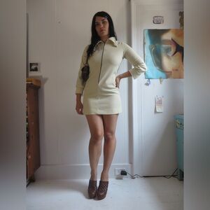 Cream 70s Vintage Zip Up Mini Women's Dress
